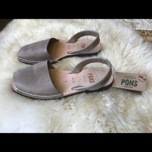 Avarca Pons-Taupe Size 9